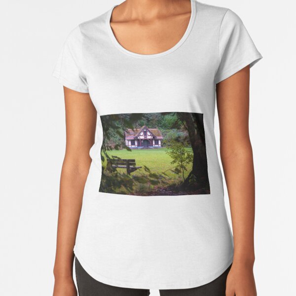 Craig-y-Nos Country park pavilion Premium Scoop T-Shirt