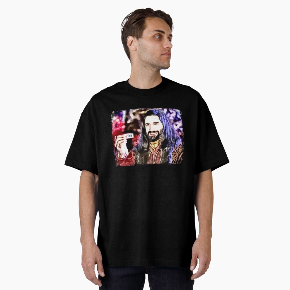 Aperçu de l'œuvre T-shirt oversize créée et vendue par teeandsympathy.