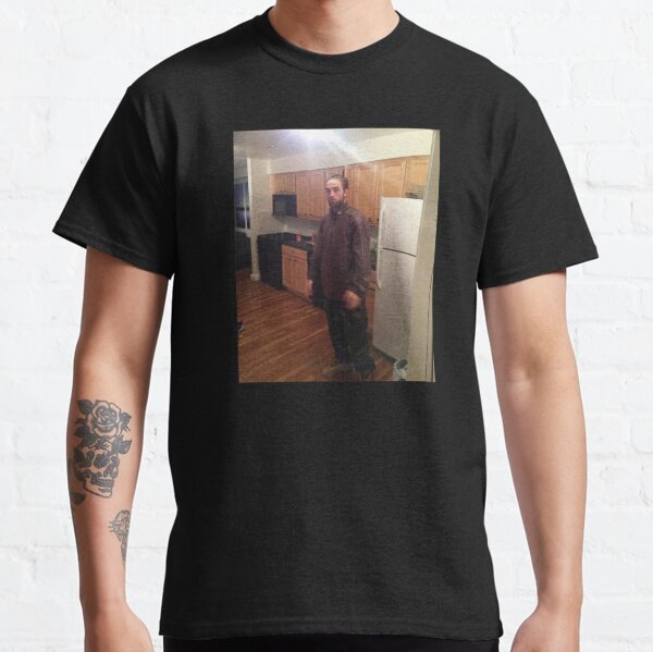 Pattinson debout Meme T-shirt classique