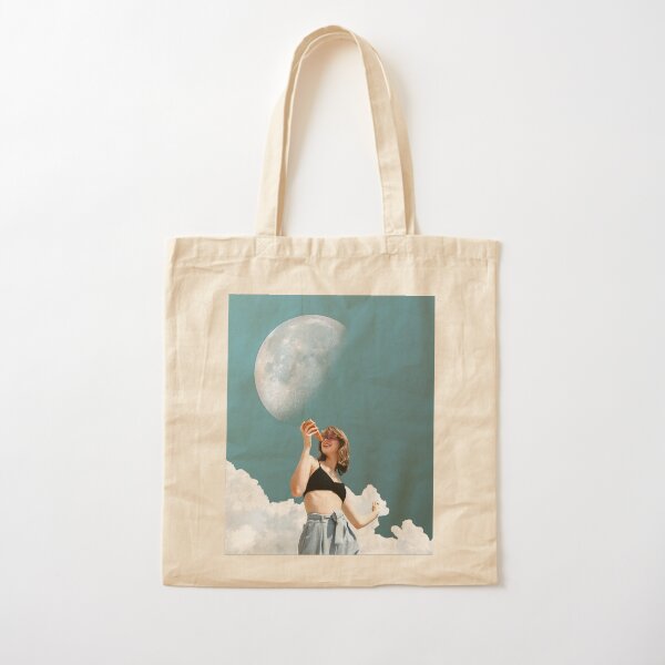Item preview, pizza designed and sold by Maisie Kane.
