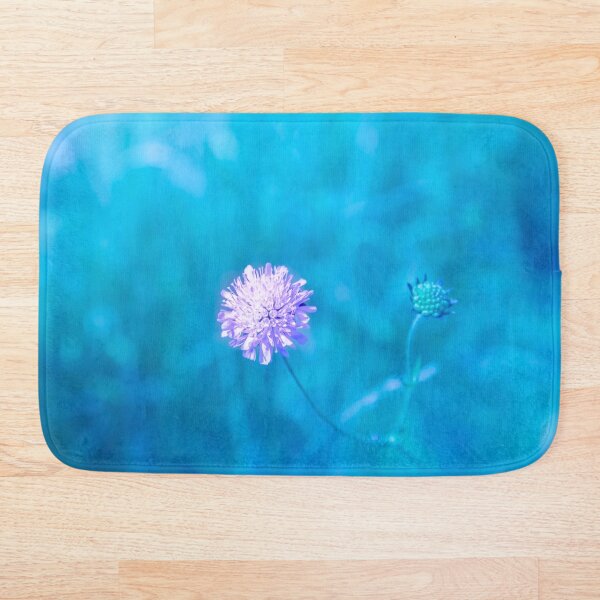 Artikelvorschau, Lila Blume und blauer Hintergrund entworfen und verkauft von Stéphane  Thirion.