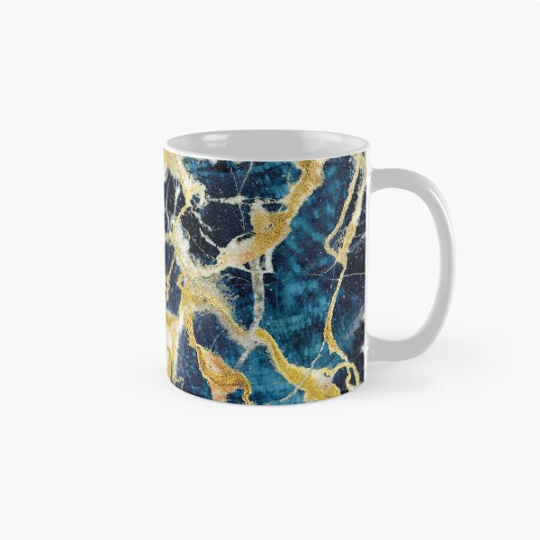 Artikelvorschau, Gold verkrustetes Marmor-Design entworfen und verkauft von Dyrk Wyst Redbubble Shop.