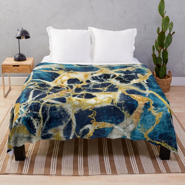 Artikelvorschau, Gold verkrustetes Marmor-Design entworfen und verkauft von Dyrk Wyst Redbubble Shop.