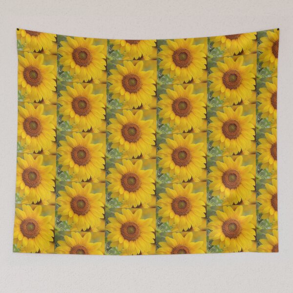 Item preview, une fleur jaune a offerte comme cadeau. designed and sold by Vanchys.