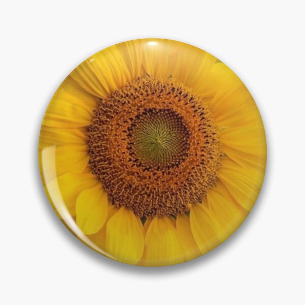 Item preview, une fleur jaune a offerte comme cadeau. designed and sold by Vanchys.