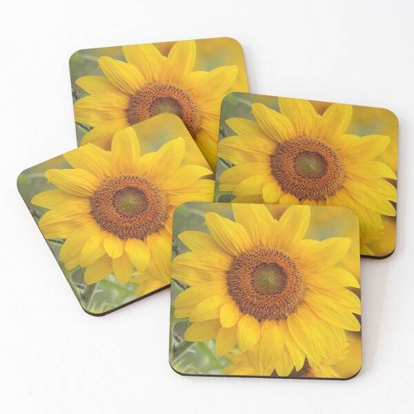 Item preview, une fleur jaune a offerte comme cadeau. designed and sold by Vanchys.