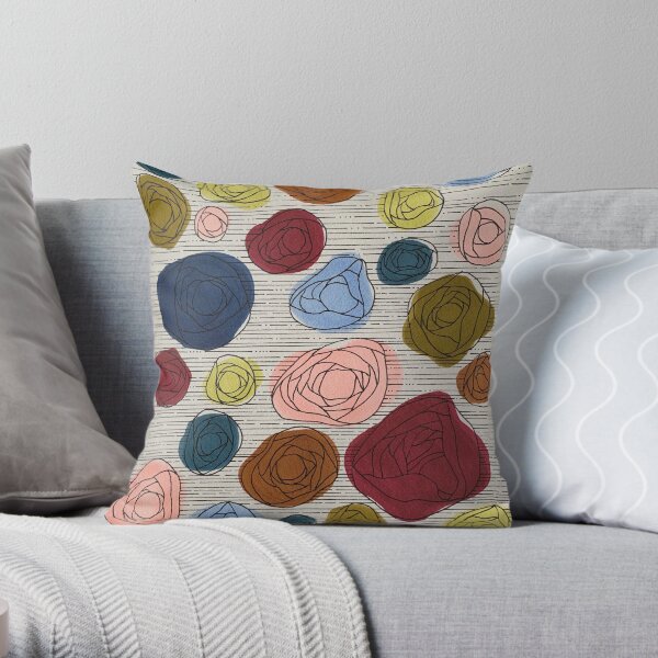 Champs de fleurs pastel et sombre Coussin