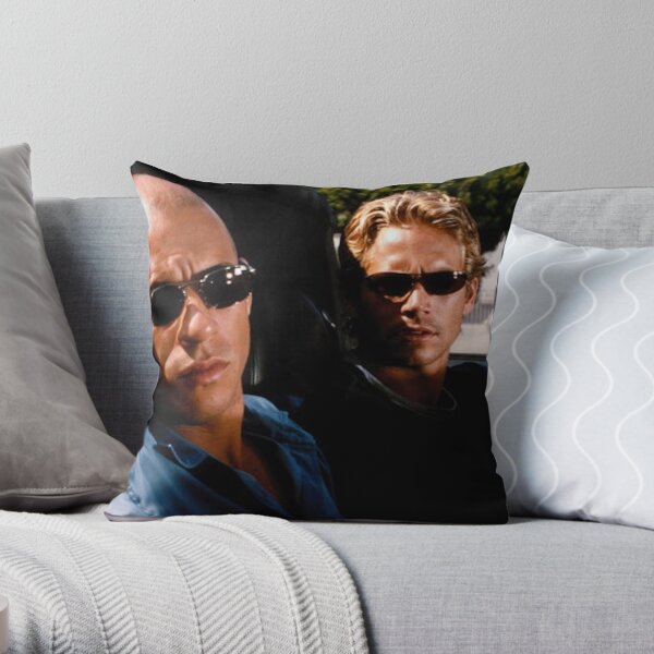 The Fast and the furious Throw Pillow