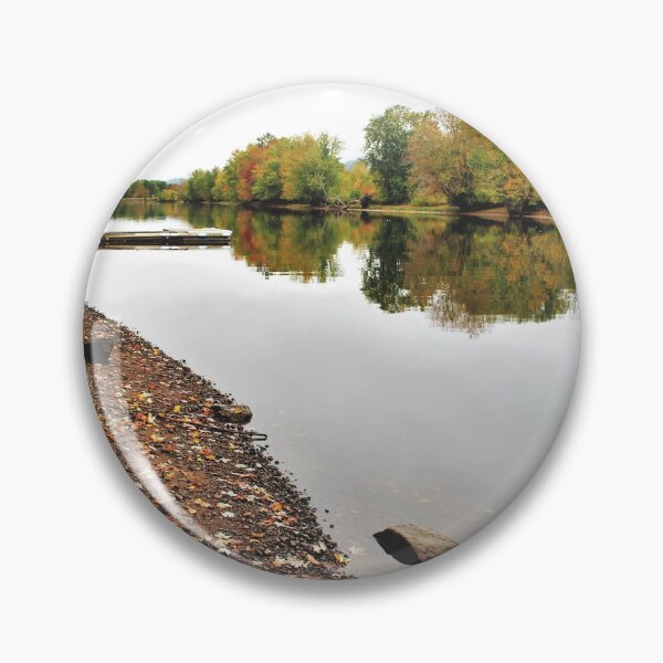 Artikelvorschau, Der Kennebecasis River entworfen und verkauft von Kathleen Daley.