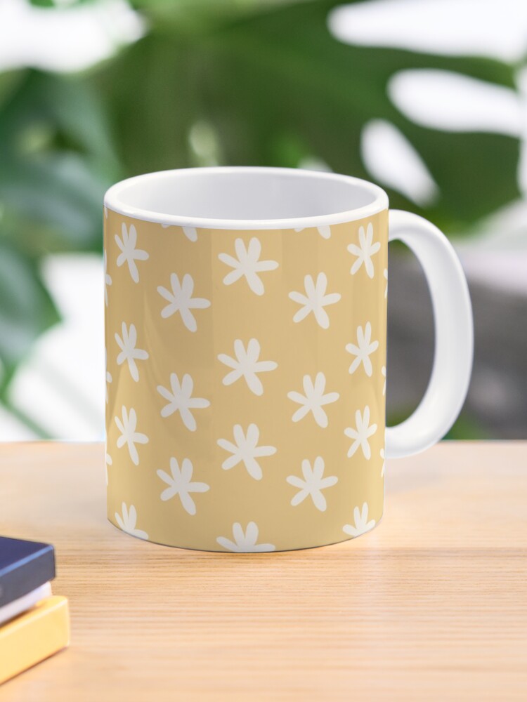 Daisy Yellow Tumbler – Summer Moon Coffee