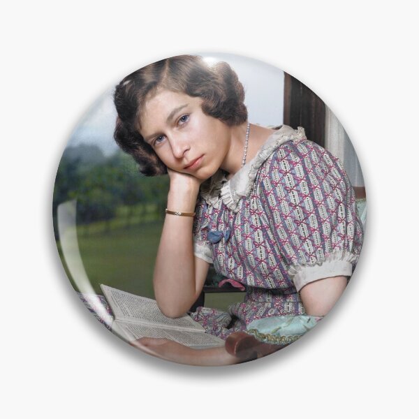 Item preview, Princess Elizabeth, 1940 designed and sold by Marina Amaral.