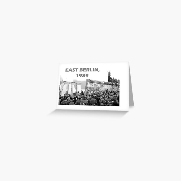 Artikel-Vorschau von Fall der Berliner Mauer 1989, designt und verkauft von vintageandmore.