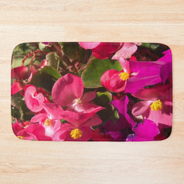 Item preview, wax begonia flower designed and sold by Naomiblaine.