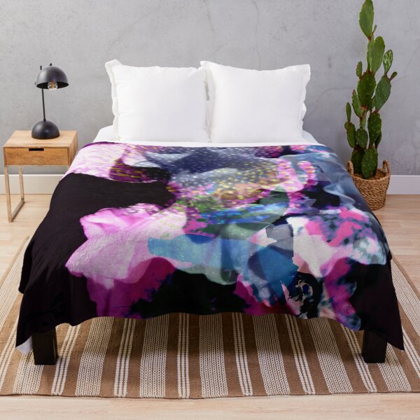Artikelvorschau, Dark Floral entworfen und verkauft von SullivanLA.
