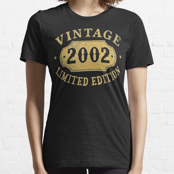 17 años de edad, regalo de aniversario de 17 años de edad limitada 2002 Camiseta esencial