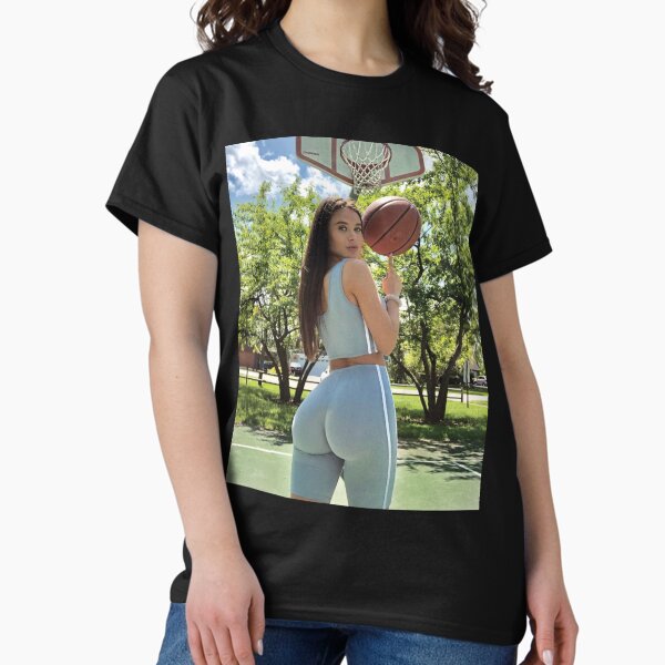 Artikel-Vorschau von Lana Rhoades Poster, designt und verkauft von HotZelda.