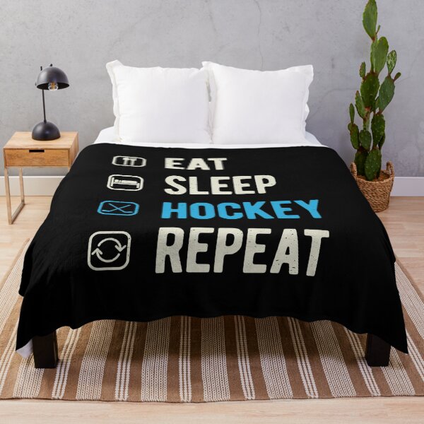 Vista previa del artículo con la obra «Comer Dormir Hockey Repetir Divertido», diseñado y vendido por artworkbyrihen.
