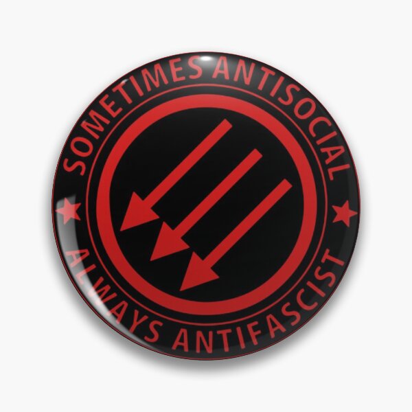 Vista previa del artículo con la obra «A veces antisocial, siempre antifascista», diseñado y vendido por Merch-For-All.