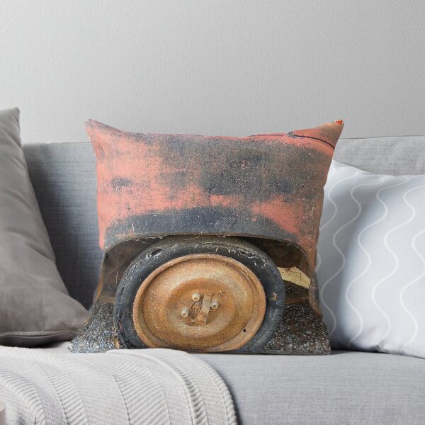 Item preview, abandoned car from 1952 designed and sold by AHELENE.