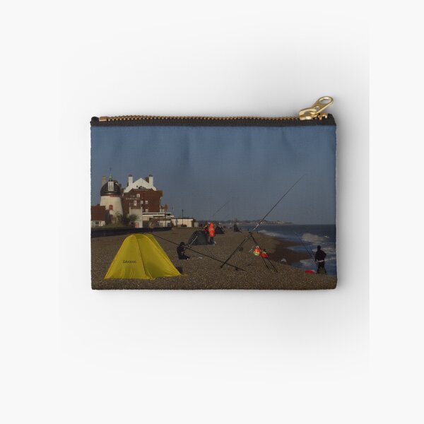 Artikelvorschau, Angeln am Aldeburgh Beach entworfen und verkauft von wiggyofipswich.