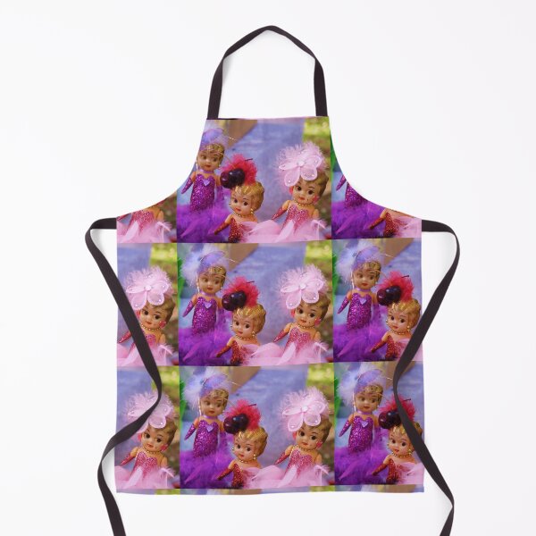 Aperçu de l'œuvre Poupées de carnaval, coussin de jet. créée et vendue par ginnymac.
