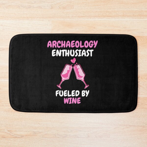 Item preview, entusiasta de la arqueología impulsado por el vino designed and sold by SnowballStep.