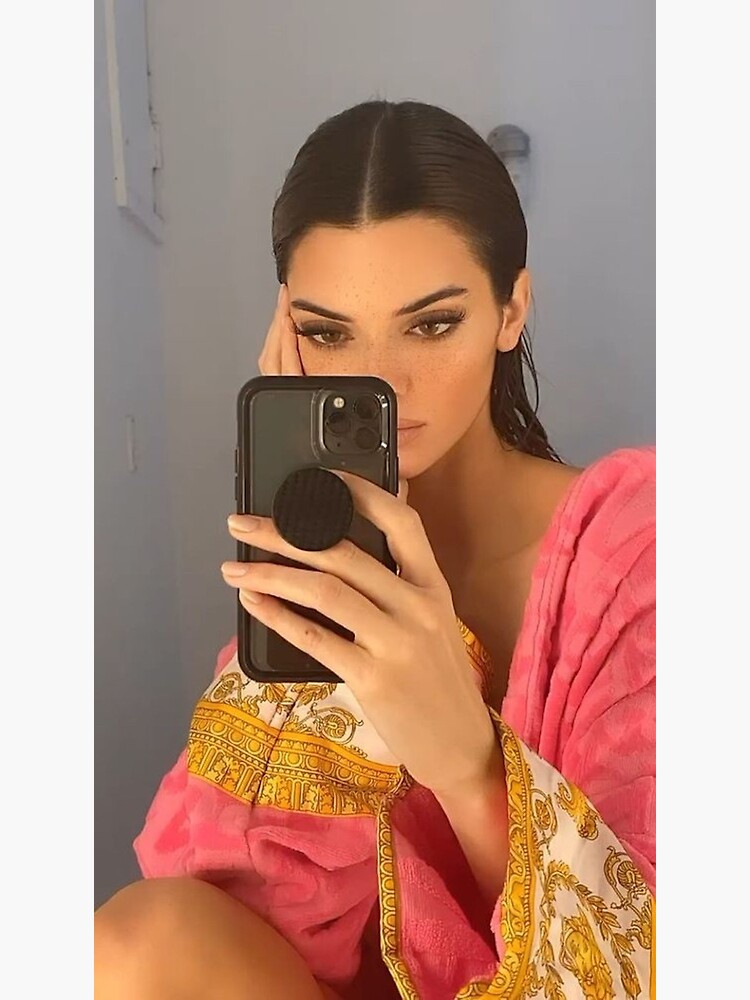 kendall jenner selfie Postcard