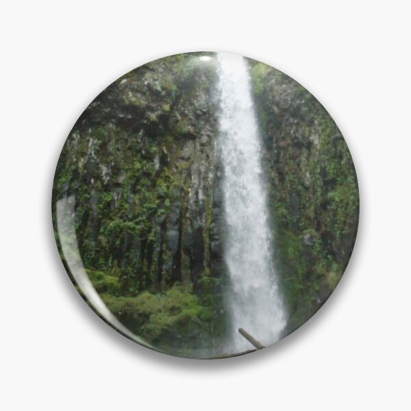 Artikelvorschau, Cascade Falls entworfen und verkauft von TorieWear.
