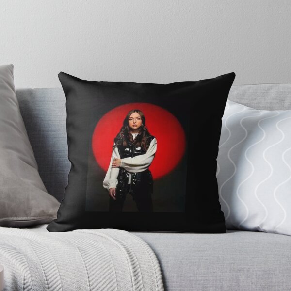 Eva Queen Coussin