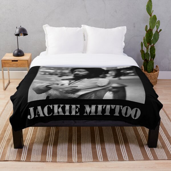 Artikelvorschau, Jackie Keyboard King Mittoo in Grau entworfen und verkauft von Jacques Bravo.