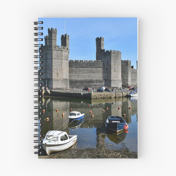 Item preview, Castillo de Caernarfon, Gwynedd, Gales, Reino Unido designed and sold by Emma Kimberley.