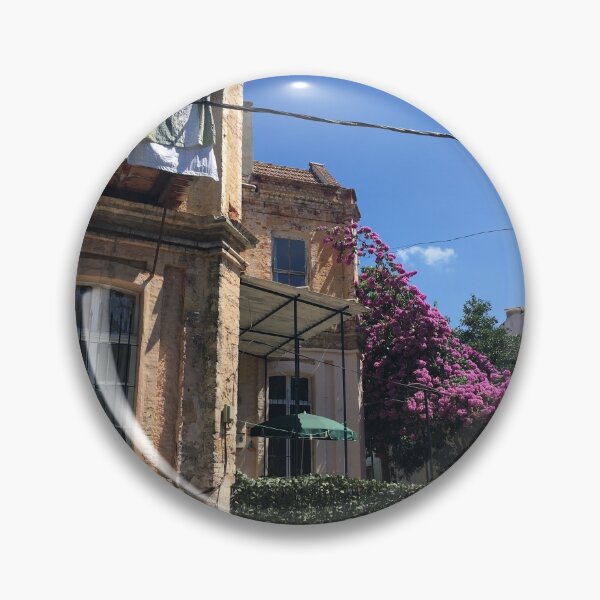 Aperçu de l'œuvre Jolie rue de l'île créée et vendue par FroMari.