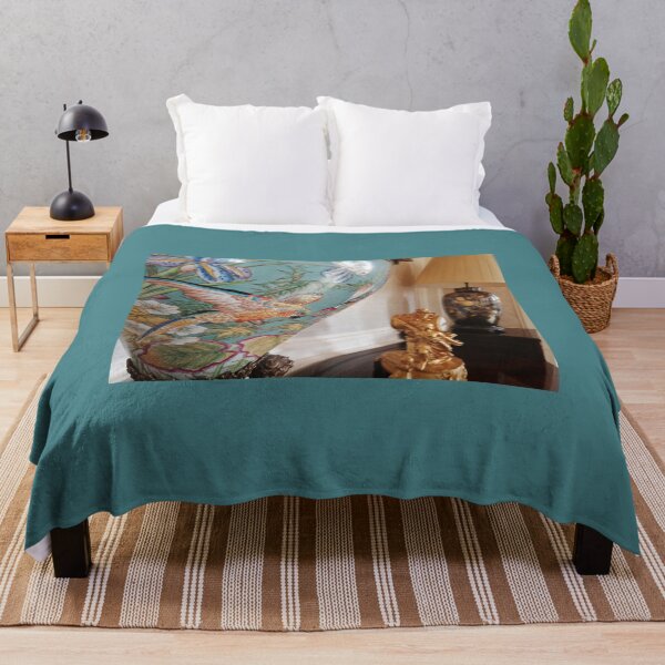 Artikelvorschau, Luton Hoo Papagei Kunst entworfen und verkauft von beyourownshirt.