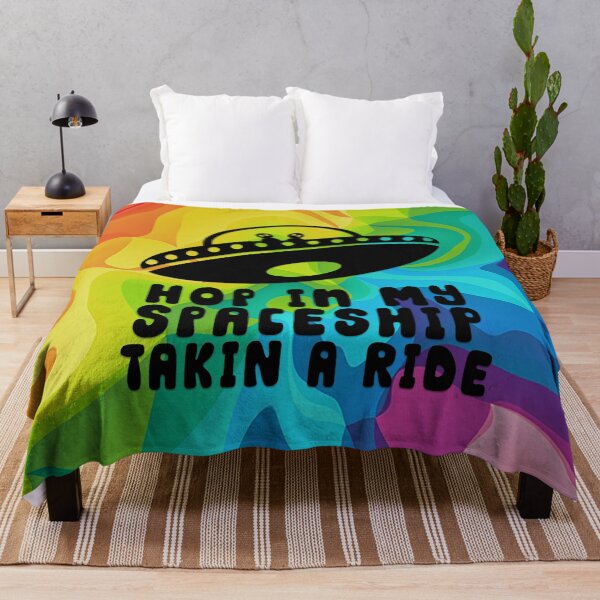 Artikelvorschau, Hop In My Spaceship (Regenbogenwirbel) entworfen und verkauft von potatoegoat.