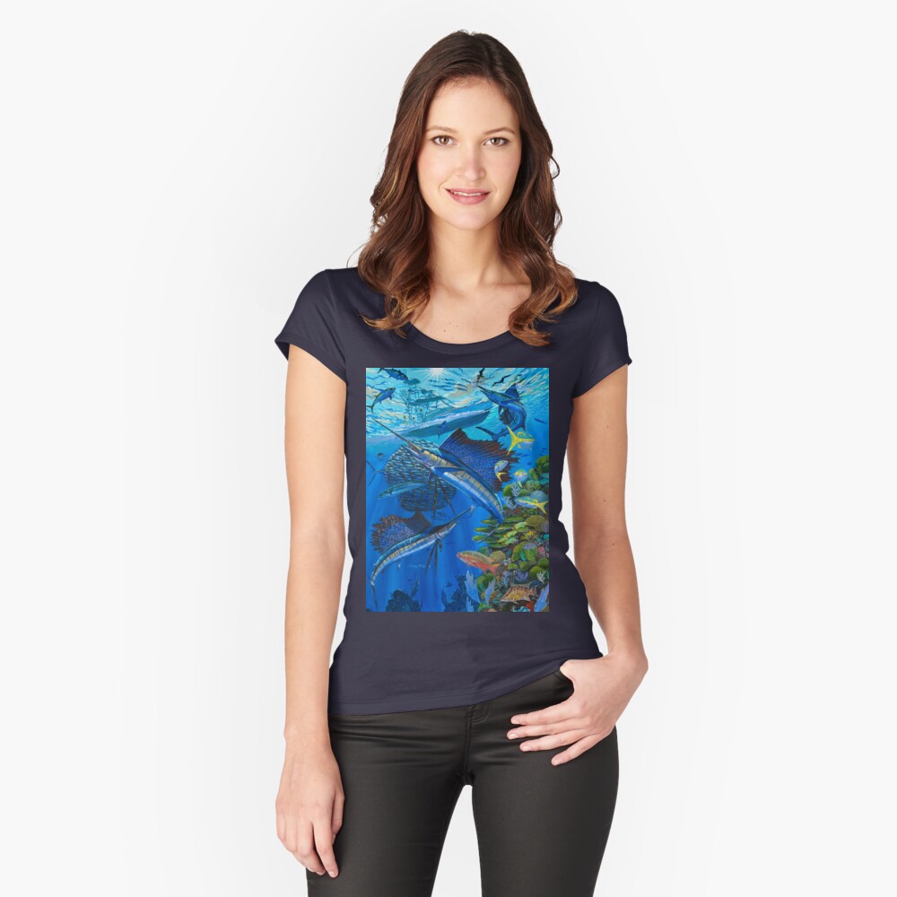 Vista previa del artículo con la obra «Camiseta entallada de cuello ancho», diseñado y vendido por Bluemarlin.