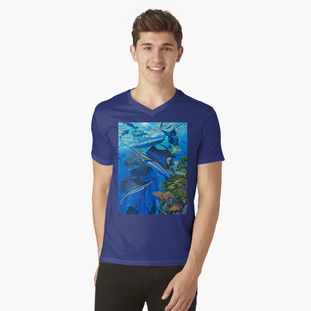 Vista previa del artículo con la obra «Camiseta de cuello en V», diseñado y vendido por Bluemarlin.