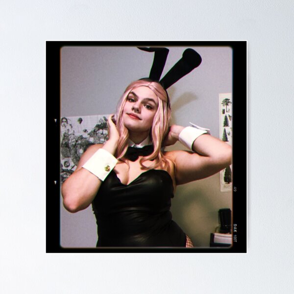 Artikelvorschau, Bunny Girl Film entworfen und verkauft von nekomewleta.