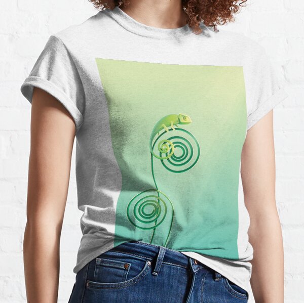 Chamouflaged green Chameleon lizard Classic T-Shirt
