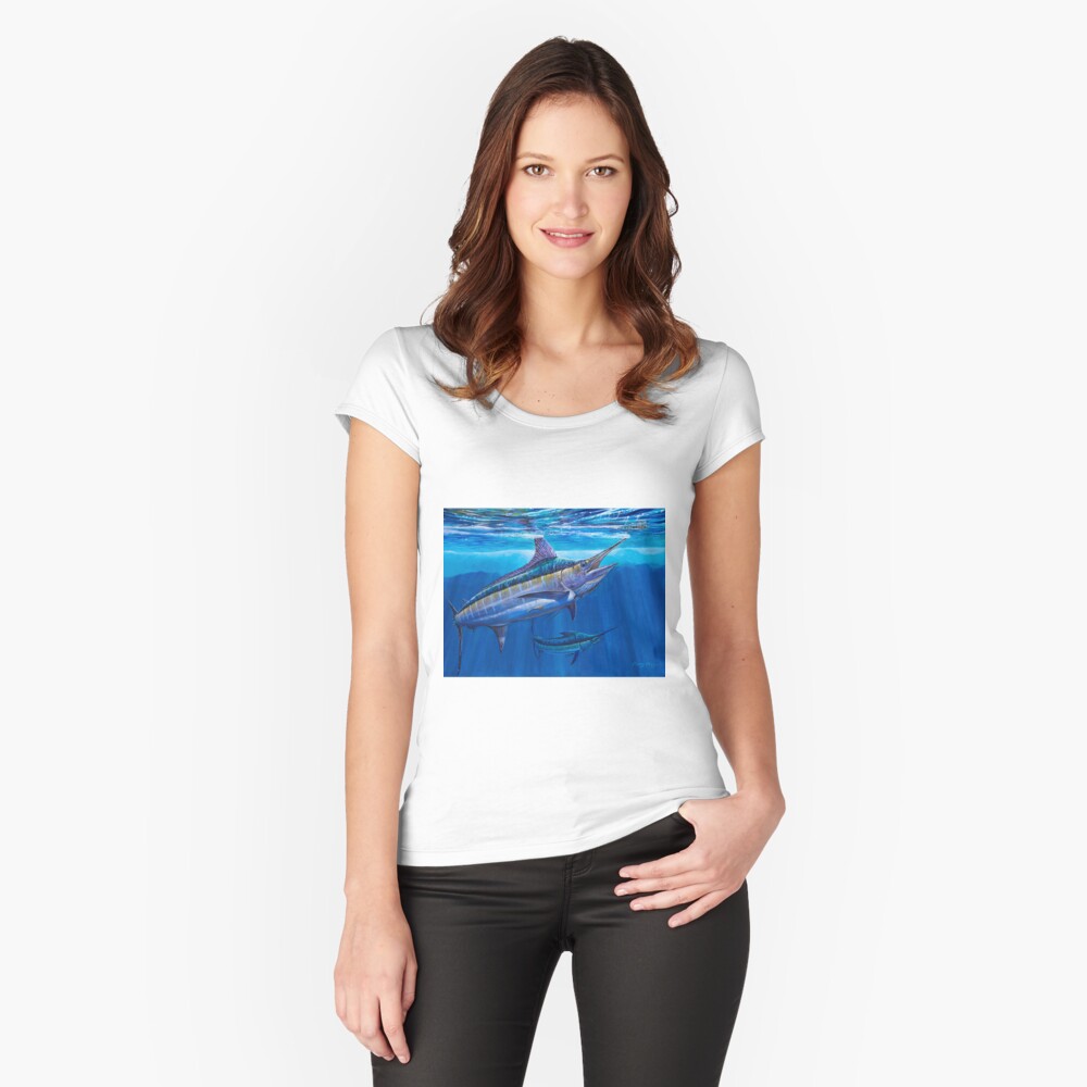 Vista previa del artículo con la obra «Camiseta entallada de cuello ancho», diseñado y vendido por Bluemarlin.