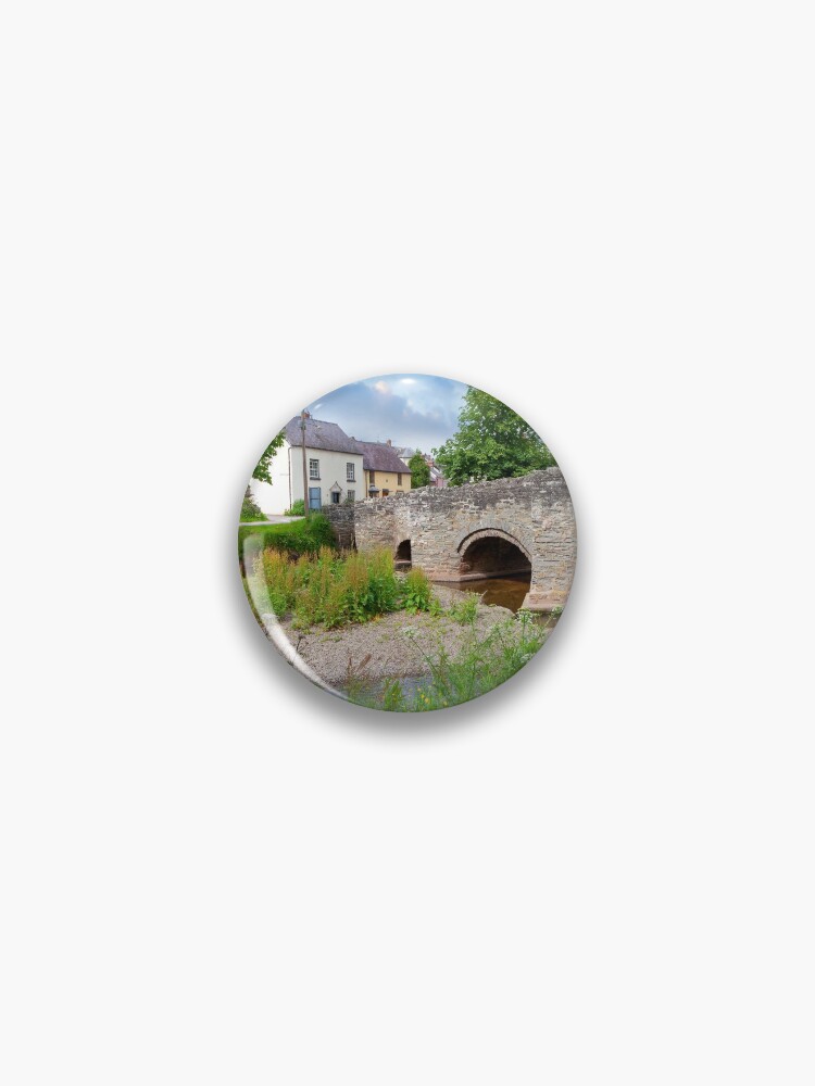 Thumbnail 1 von 3, Button, Clun, Shropshire designt und verkauft von andrewroland.