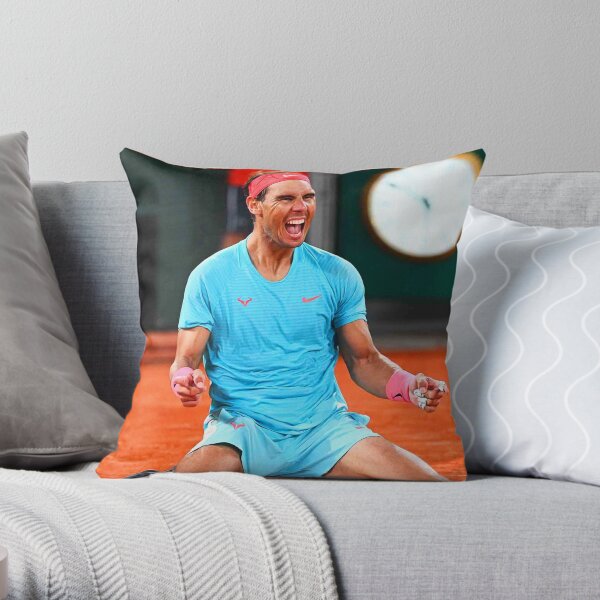 Rafael Nadal célèbre sa victoire Coussin