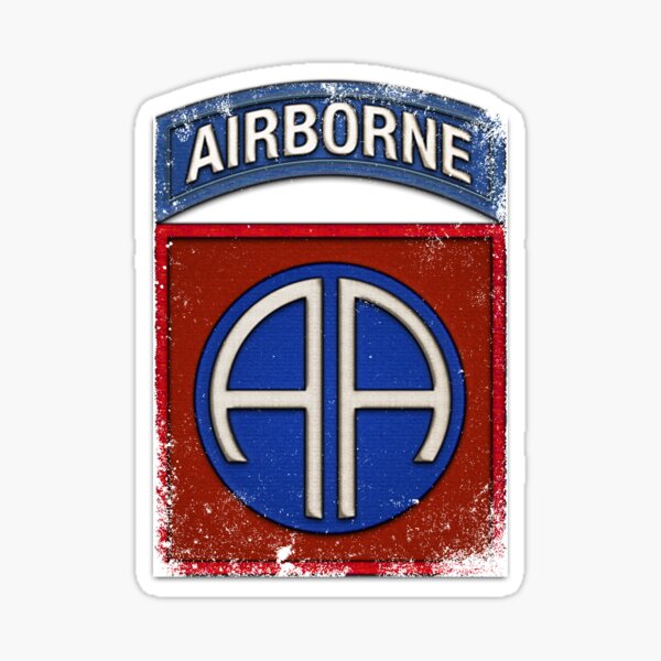 Aperçu de l'œuvre Ailes et écusson de parachutiste de la 82e division aéroportée - En détresse créée et vendue par BruceFaulkner.