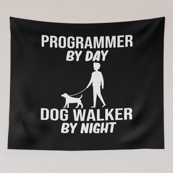 Artikelvorschau, Programmierer bei Tag Hundewanderer bei Nacht Geschenk entworfen und verkauft von alaechamlal.
