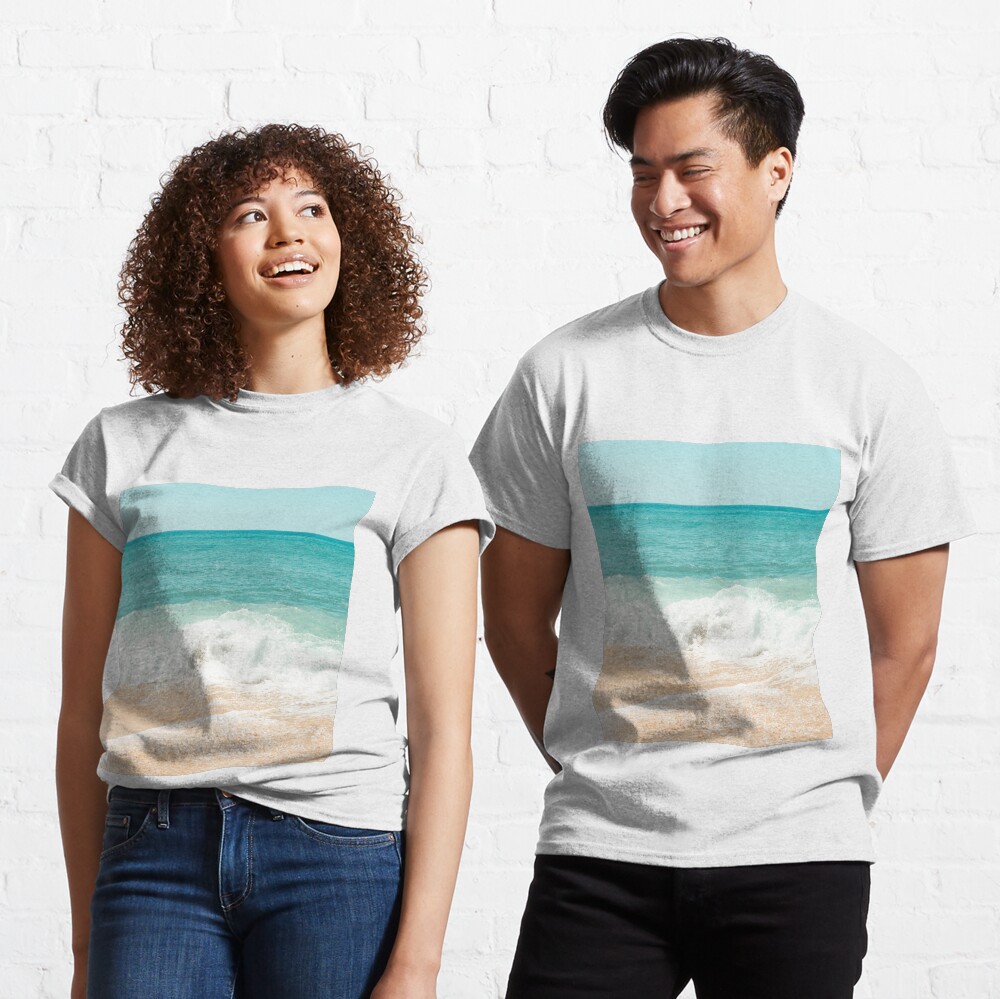 Artikel-Vorschau von Classic T-Shirt, designt und verkauft von AlexandraStr.