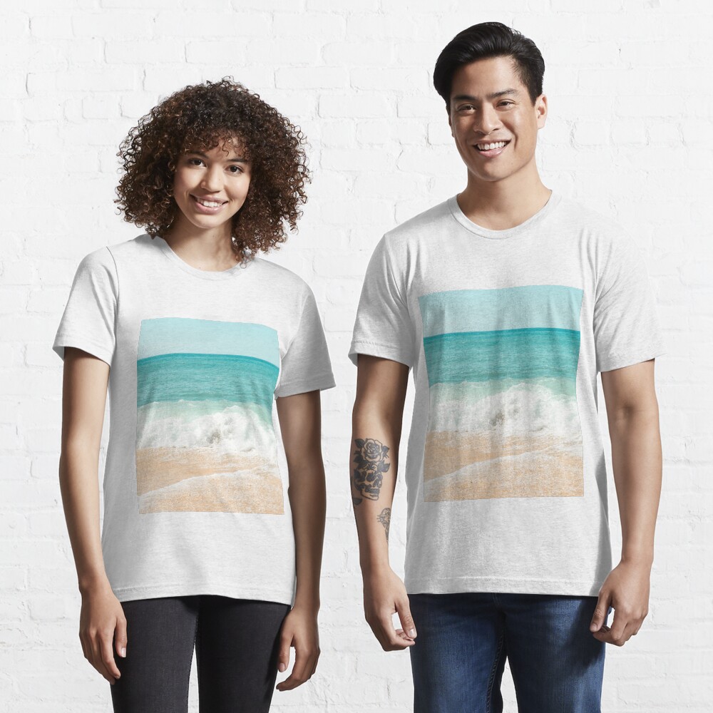 Artikel-Vorschau von Essential T-Shirt, designt und verkauft von AlexandraStr.