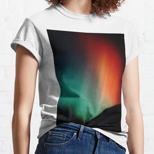 Intense red & green aurora Classic T-Shirt