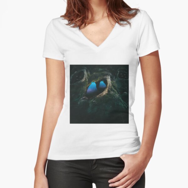 Fitted V-Neck T-Shirt
