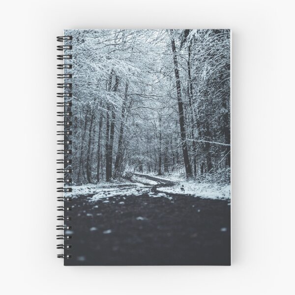 Aperçu de l'œuvre Forêt enneigée créée et vendue par ABGdesigns.