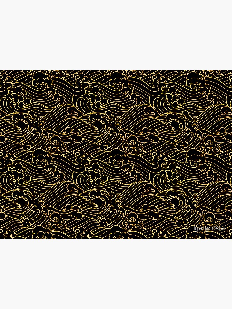 Golden Waves In Black by lyaracosta