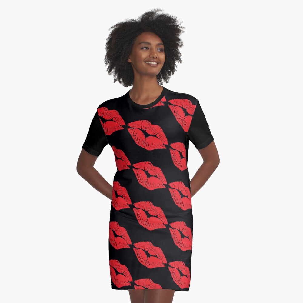 Black dress with red best sale lips print